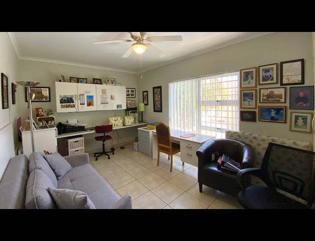 3 BEDROOM HOUSE FOR SALE IN PORT OWEN